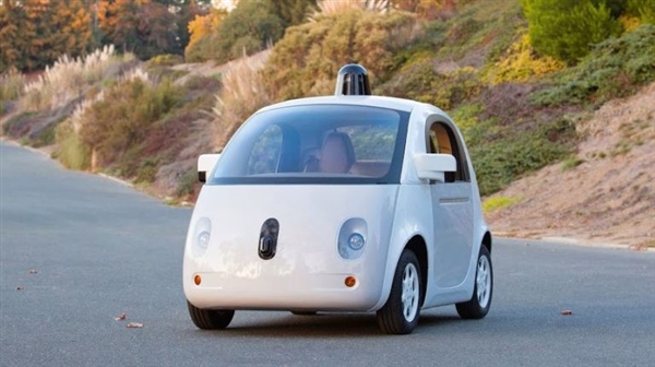 装上大灯 谷歌自动驾驶汽车要量产