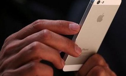 移动版 4G iPhone 5s今日起接受预定 售价还未公布