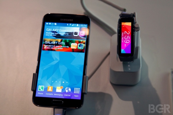 Galaxy S5做得最好的一件事：软件不再臃肿