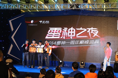 太任性了！雷神游戏本周年庆“疯”格逆天 2.JPG
