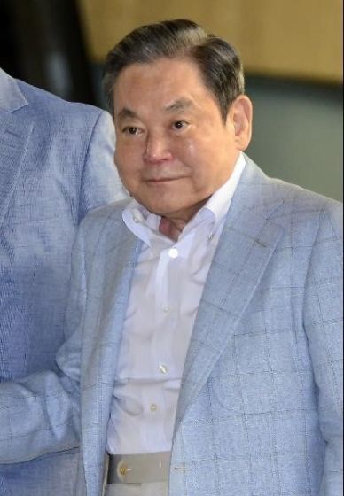 三星电子股价重挫 李健熙跌出全球百大富豪榜