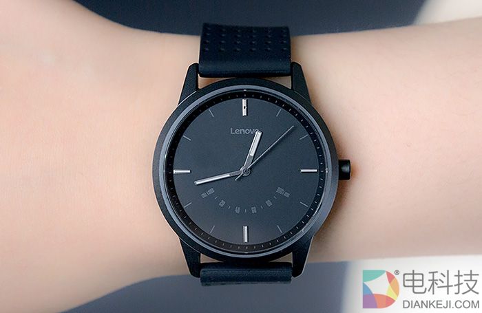 联想Watch 9智能手表图赏：精致如同德国制造 价格仅为129元